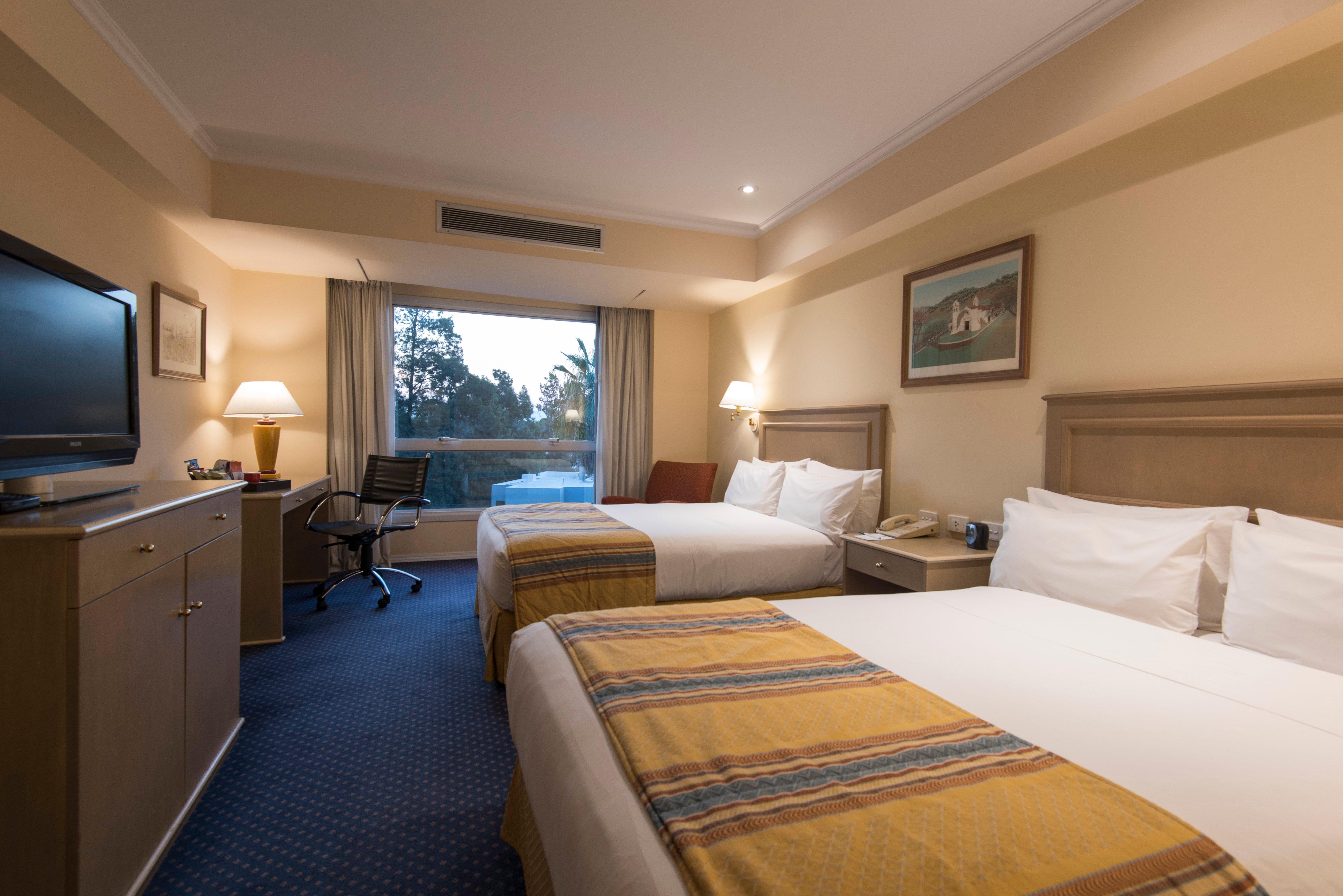 By Ihg
